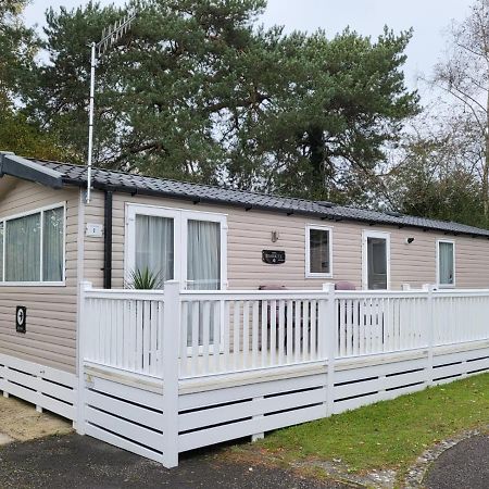 5 Geranium, Holiday Home In Oakdene Forest Park Ferndown Exterior photo